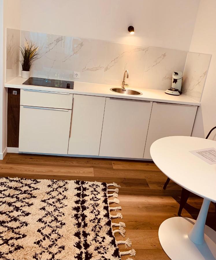 Gaestehaus Zur Uni Klinik Exklusives Apartment Mit Kueche Und Badezimmer Hombourg Extérieur photo