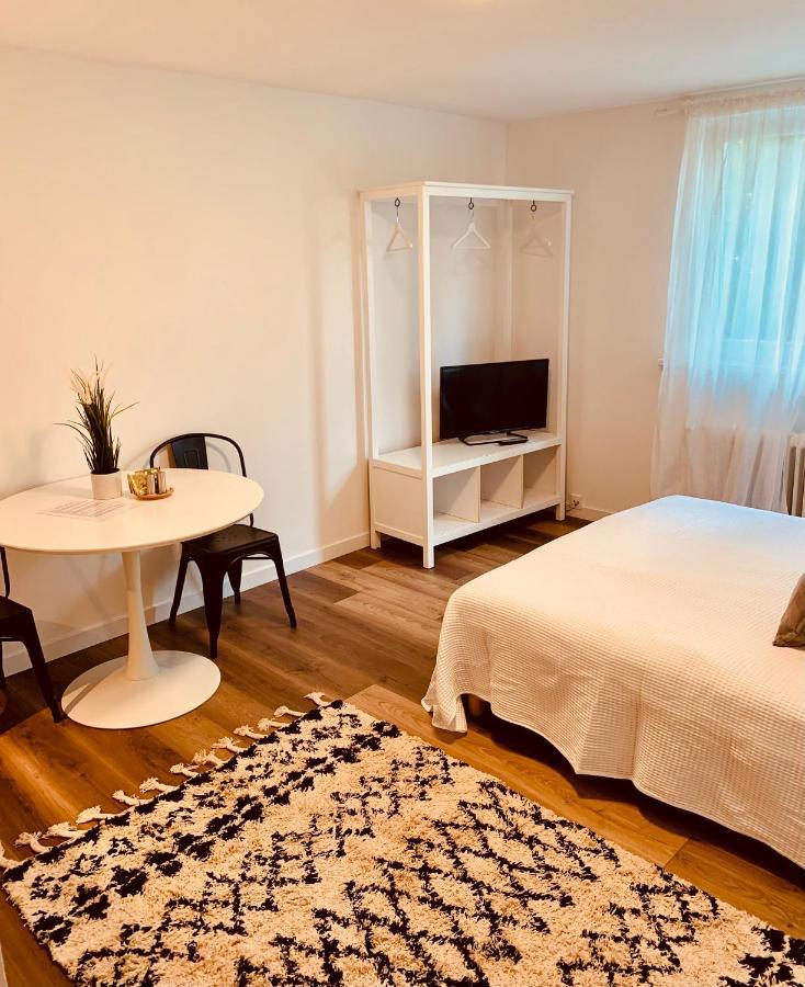 Gaestehaus Zur Uni Klinik Exklusives Apartment Mit Kueche Und Badezimmer Hombourg Extérieur photo