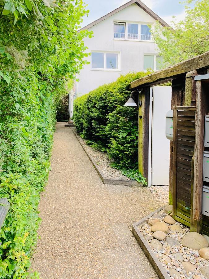Gaestehaus Zur Uni Klinik Exklusives Apartment Mit Kueche Und Badezimmer Hombourg Extérieur photo
