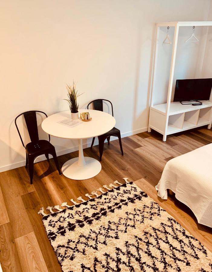 Gaestehaus Zur Uni Klinik Exklusives Apartment Mit Kueche Und Badezimmer Hombourg Extérieur photo